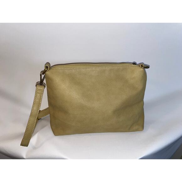 Joy Susan Vegan Leather Adjustable Crossbody Purse in a Buttery‎ Gold Color - Picture 4 of 9